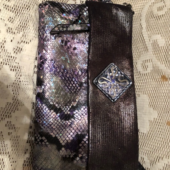 Simply Vera wristlet - Picture 4 of 5